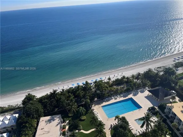 881 Ocean Dr, Key Biscayne, FL