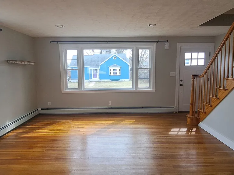 14 Glendale Ave — Photo 4