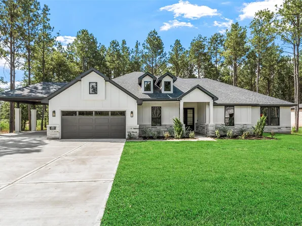13653 Armstrong St, Conroe, TX 77303