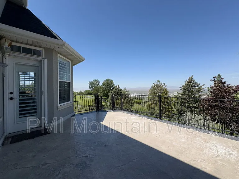49 N Fairway Dr — Photo 37