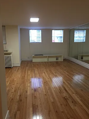 Rented by M & J Tenaglia Realty Corp | media 24