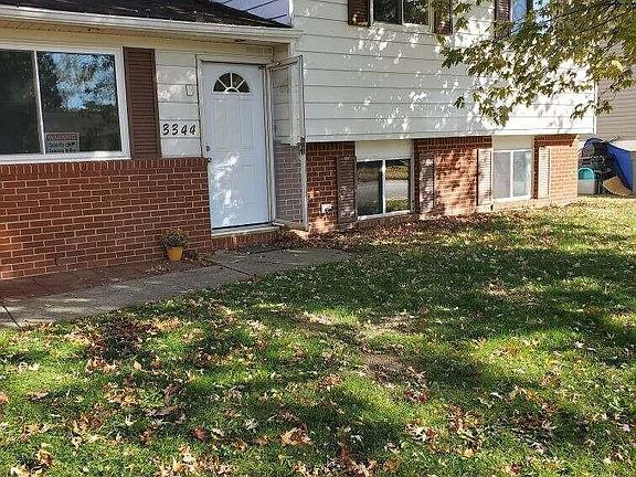 2nd image of 3344 Parklane Ave