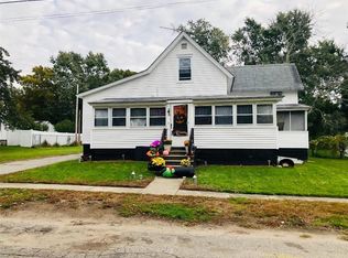 98 Lippitt Ave, Warwick, RI 02889