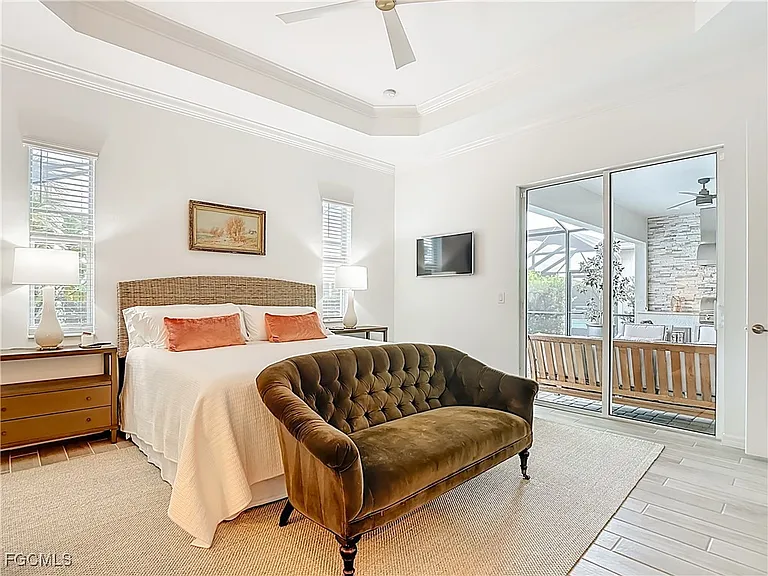 15919 Leaning Pine Ln — Photo 32