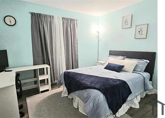 1701 E Katie Ave — Photo 3