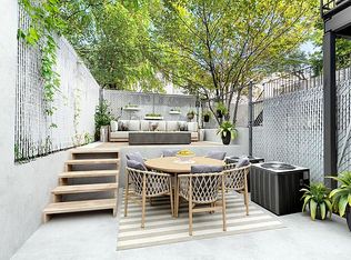 211 23rd St #2, Brooklyn, NY 11232