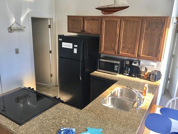 4th image of 140 Sailors Cove Dr #1221