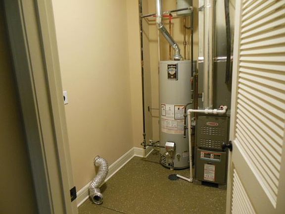 4th image of 505 NW Olive St APT B