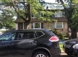 24003 141st Ave, Rosedale, NY 11422