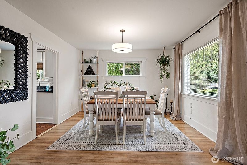 5th image of 2521 S L Street