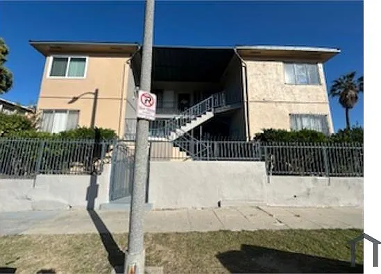 1 bed, 500 sqft, $2,200 — Photo 2