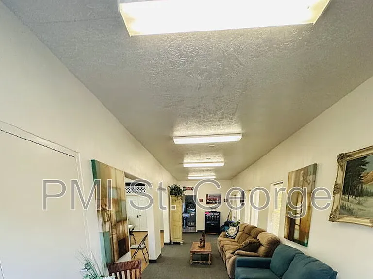 2990 E Riverside Dr #38 — Photo 7