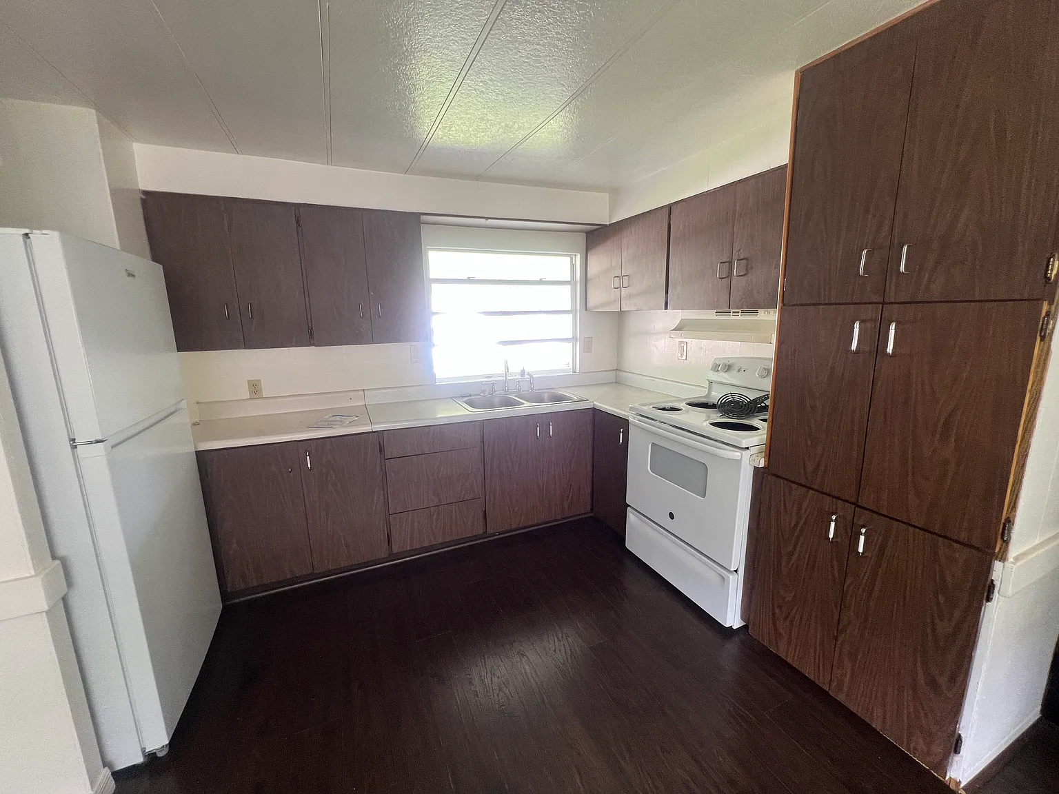 2 bed, $1,450 — Photo 4