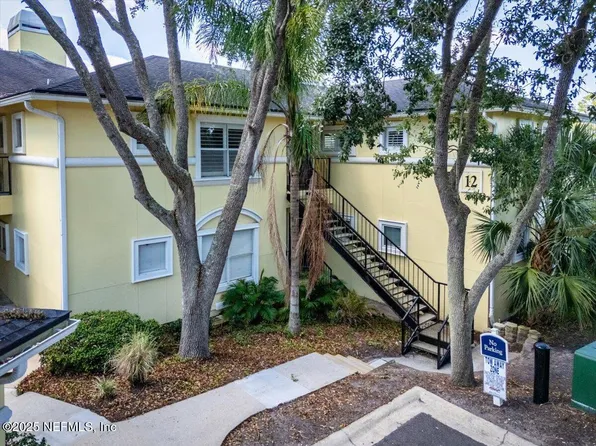 1800 THE GREENS Way #1206, Jacksonville Beach, FL 32250
