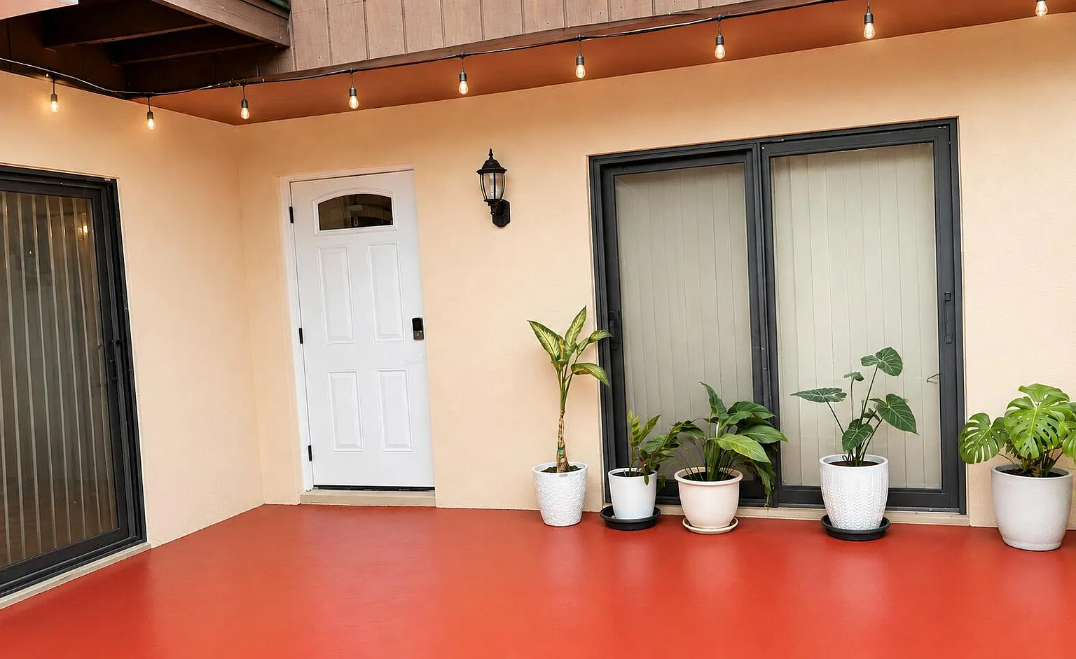 3 bed, 2.5 bath, 1586 sqft, $2,800 — Photo 2
