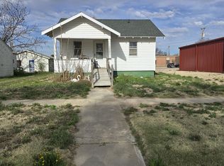 411 E 3rd St, Trenton, NE 69044