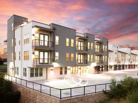 Magnolia at Mistletoe Heights