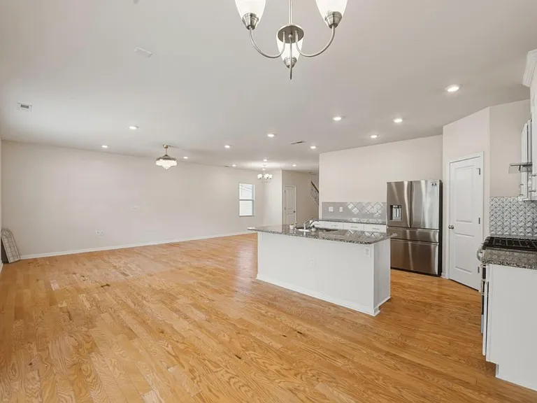 2132 Water Marsh Trl — Photo 13