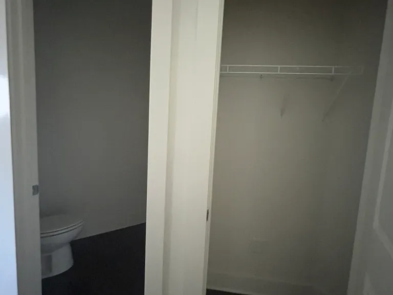18 Steelwood Ct — Photo 6