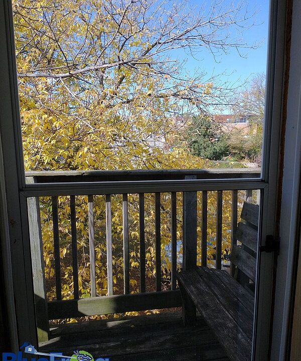 2nd image of 1460 Morrow St #3