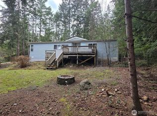42 W Wildwood Ln, Brinnon, WA 98320