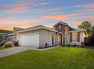 10030 Blossom Ridge Dr, Elk Grove, CA 95757