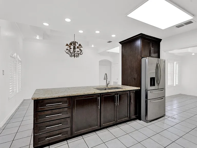 108 Lagos Ave — Photo 7