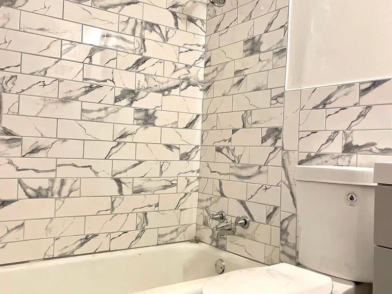 5021 Scioto Darby Rd — Photo 9