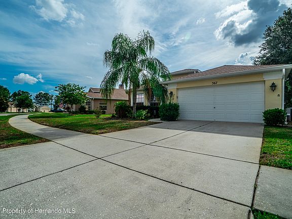 2nd image of 367 Barrington Ct