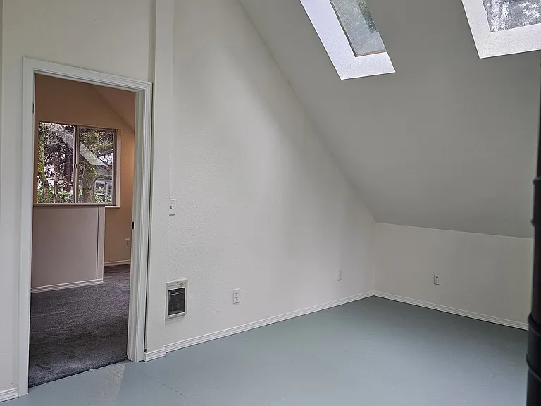 4160 Haven St — Photo 48