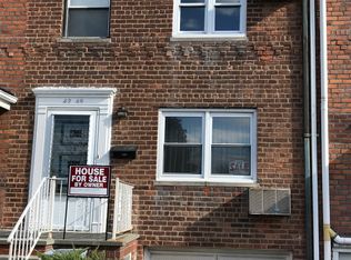 4249 195th St, Flushing, NY 11358
