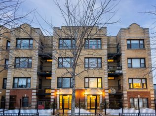 2704 W Cortland St APT 3, Chicago, IL 60647