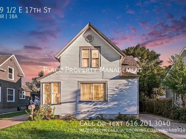 39 1/2 E 17th St, Holland, MI 49423