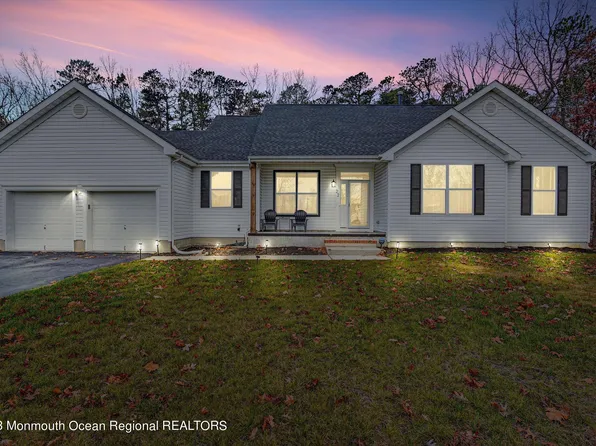 22 Goldfinch Road, Jackson, NJ 08527