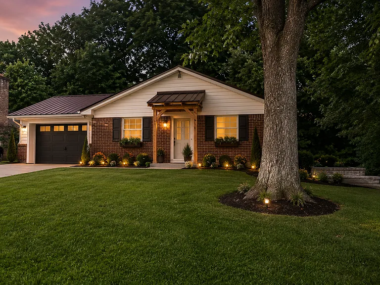 398 Chapel Dr — Photo 5