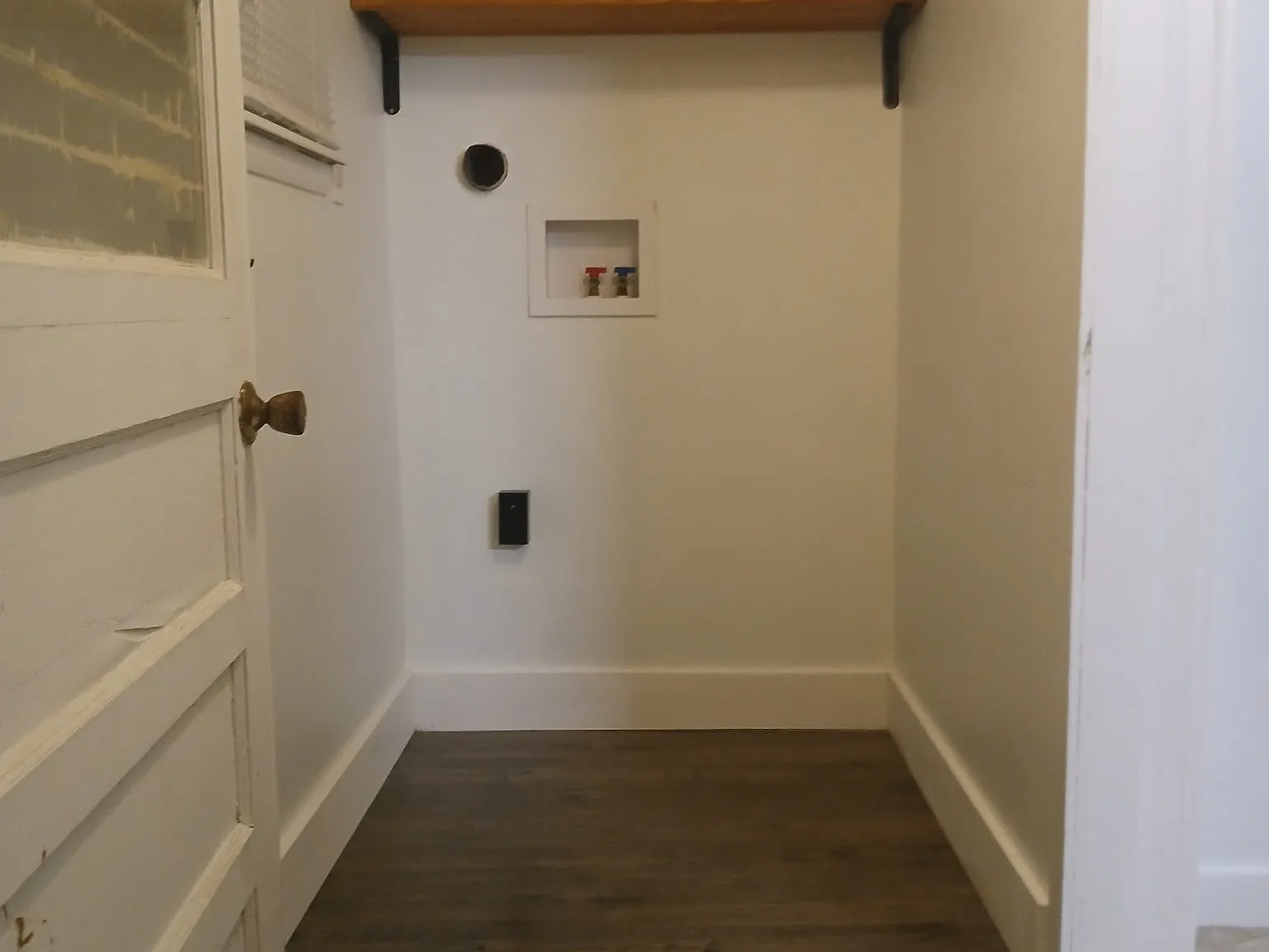 2 bed, 1.0 bath, 800 sqft, $1,300 — Photo 4