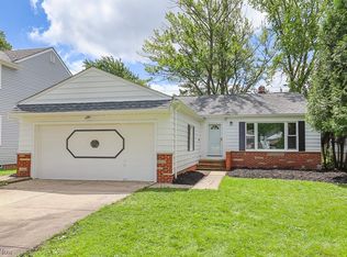 4844 Fairlawn Rd, Lyndhurst, OH 44124