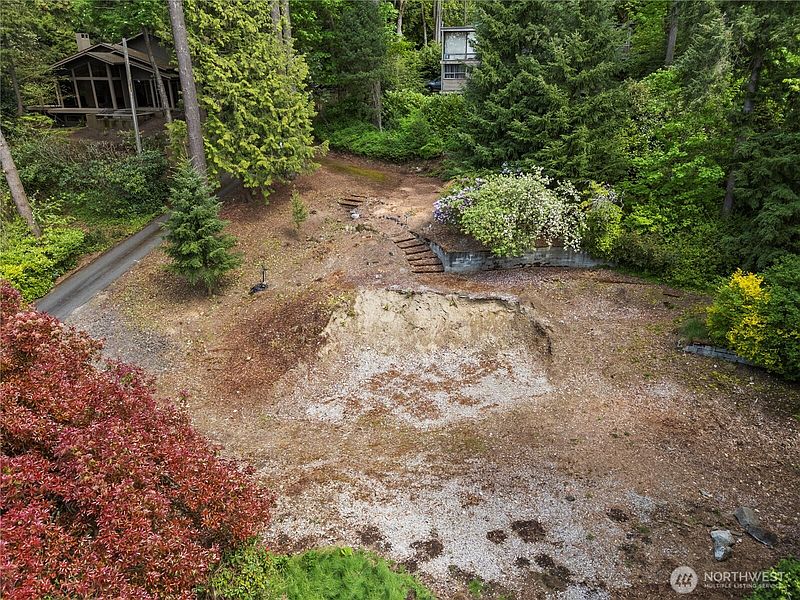 5th image of 4150 Boulevard Place