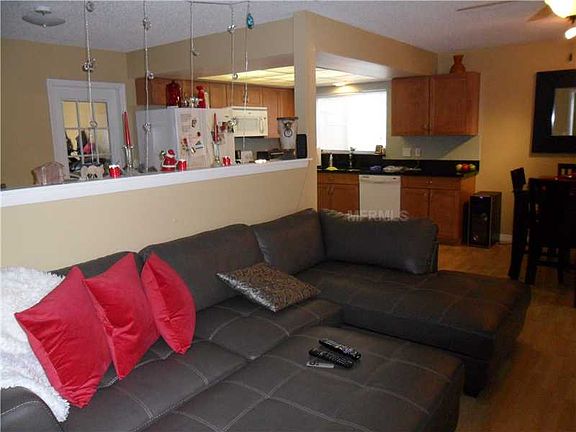 3rd image of 7047 Talbot Dr