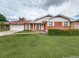411 Downshire Dr, San Antonio, TX 78216