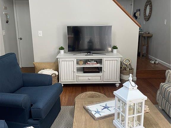 4th image of 222 Sweet Allen Farm Rd APT D-3