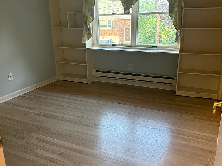 Valley Ct — Photo 7
