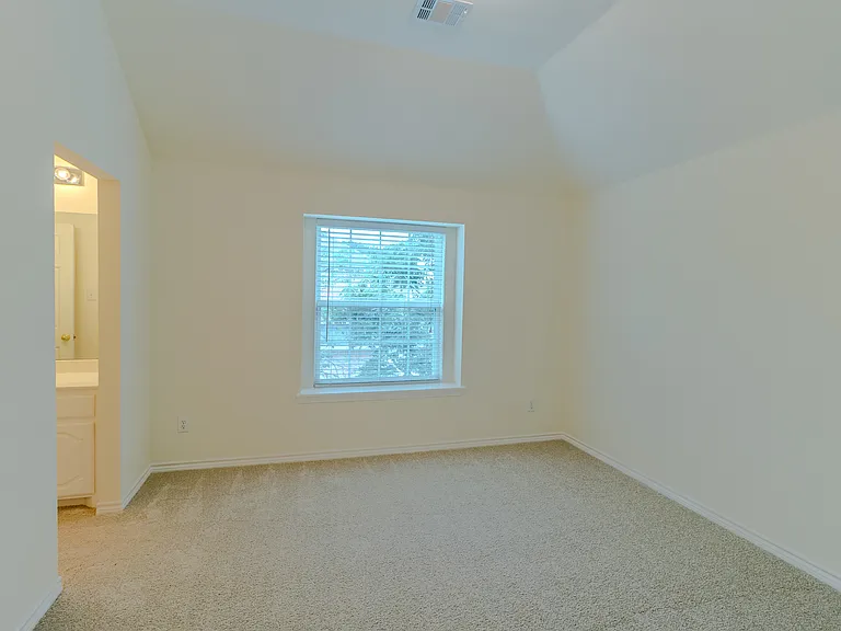 103 Westminister Ave — Photo 28