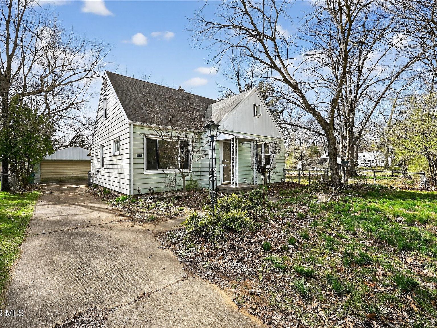 5765 Acres Rd, Sylvania, OH 43560 | Zillow