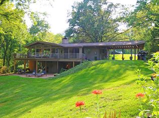 5420 Drake Rd, Cincinnati, OH 45243