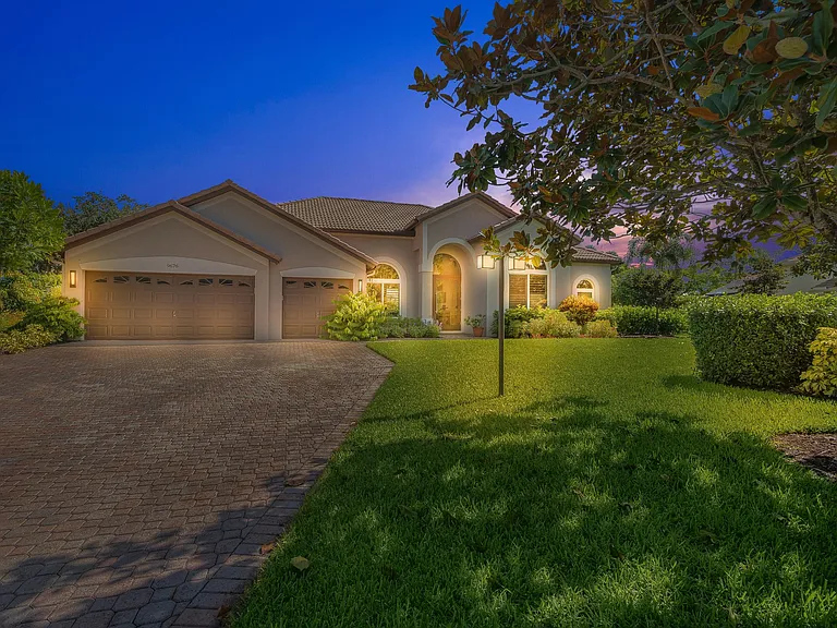 9676 Eagle Point Ln — Photo 6