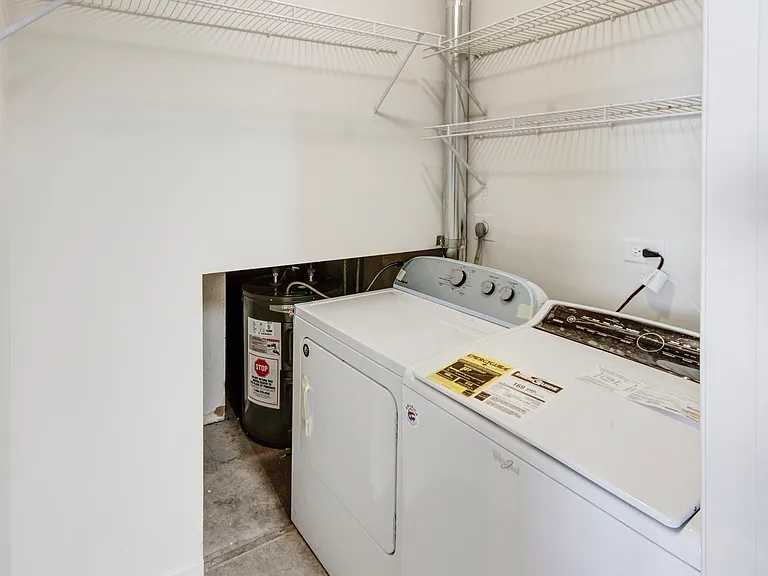 Waterford Greens Apartments and Townhomes — Photo 8