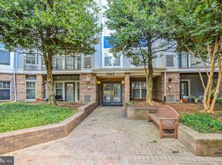 5563 Seminary Rd APT 115, Falls Church, VA 22041