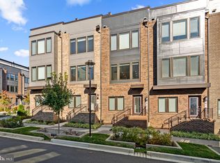16121 Connors Way, Rockville, MD 20855