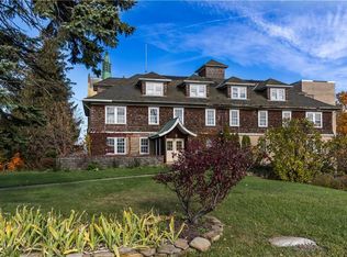 12430 E Lake Rd, North East, PA 16428